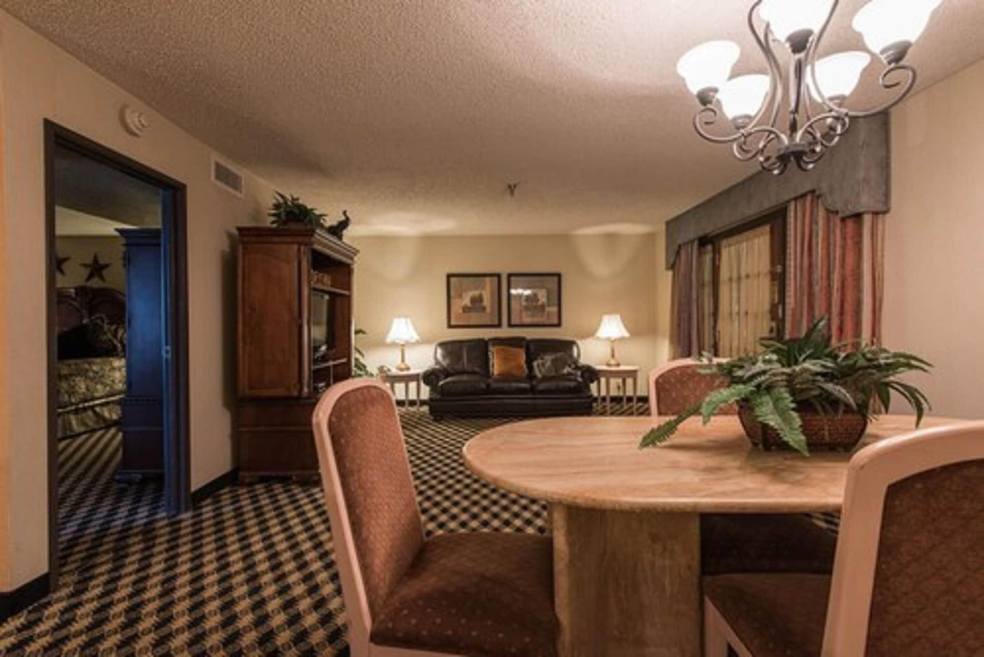 Mcm Elegante Hotel