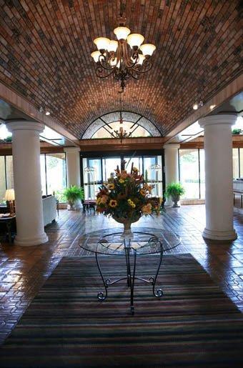 Mcm Elegante Hotel